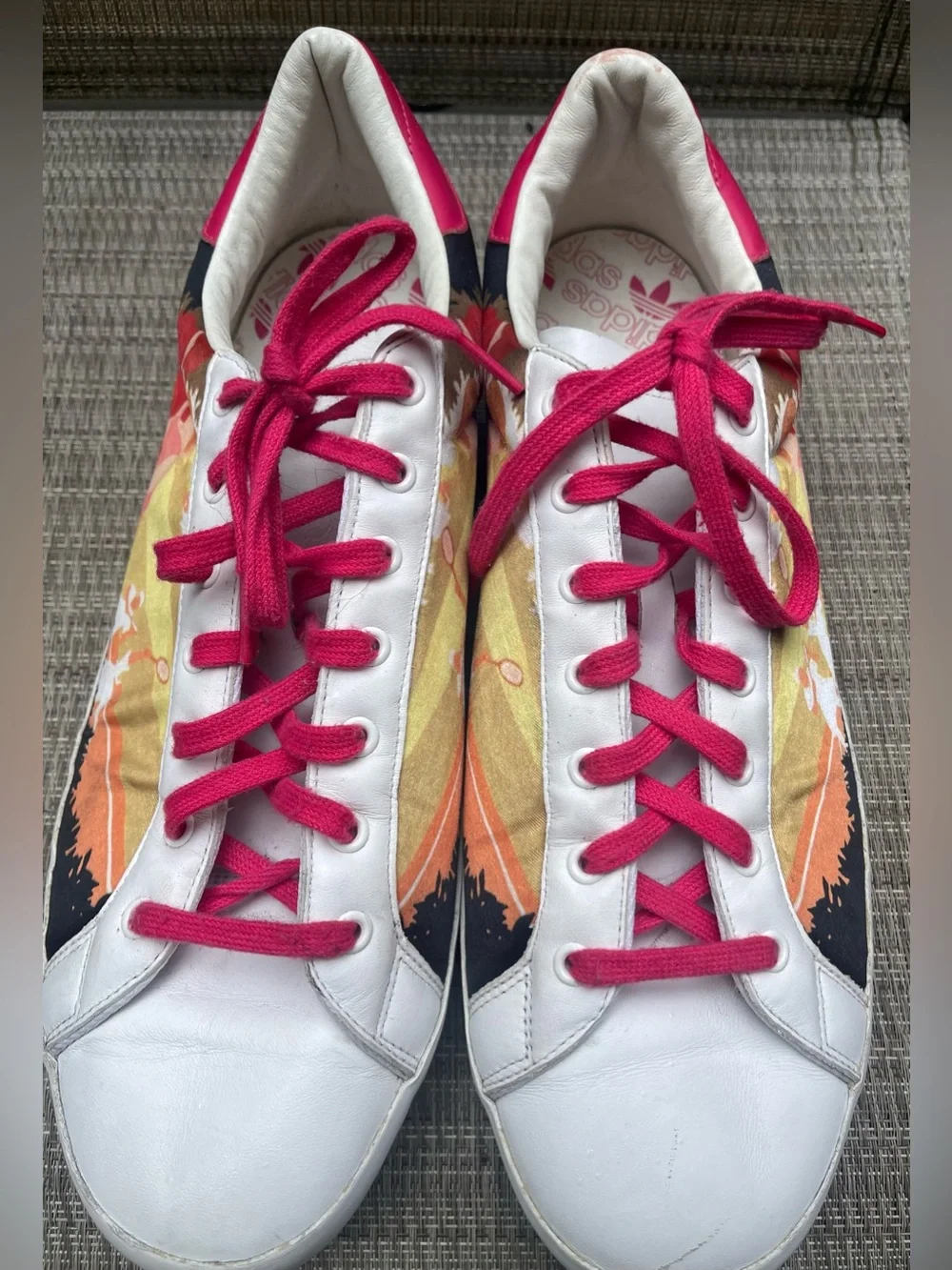 VINTAGE ADIDAS ROD LAVER MENS SIZE 13.5 TENNIS GRAPICS PRINT SHOES